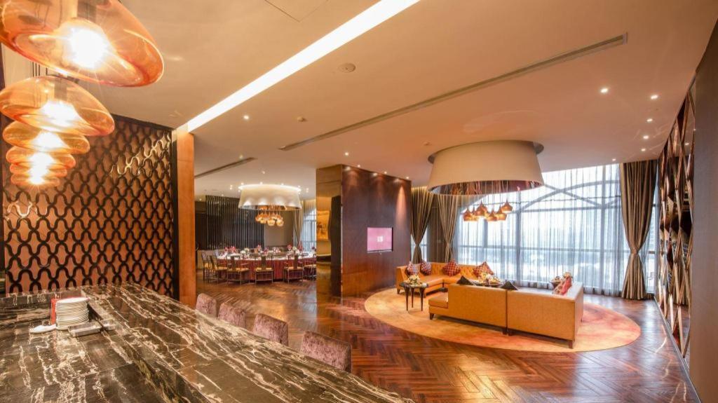 Maison New Century Hotel Dongguan Dongguan  Exterior foto